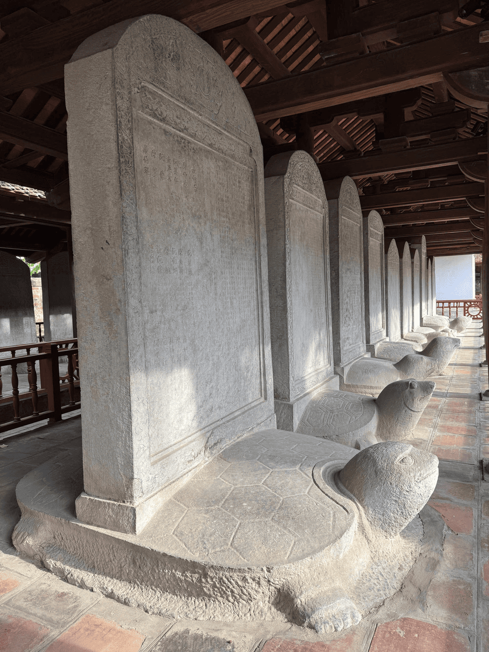 Vườn bia tiến sĩ, nơi đặt 82 tấm bia tiến sĩ được UNESCO c&ocirc;ng nhận l&agrave; Di sản tư liệu thế giới. (Nguồn: Facebook page Di t&iacute;ch Văn Miếu-Quốc Tử Gi&aacute;m)